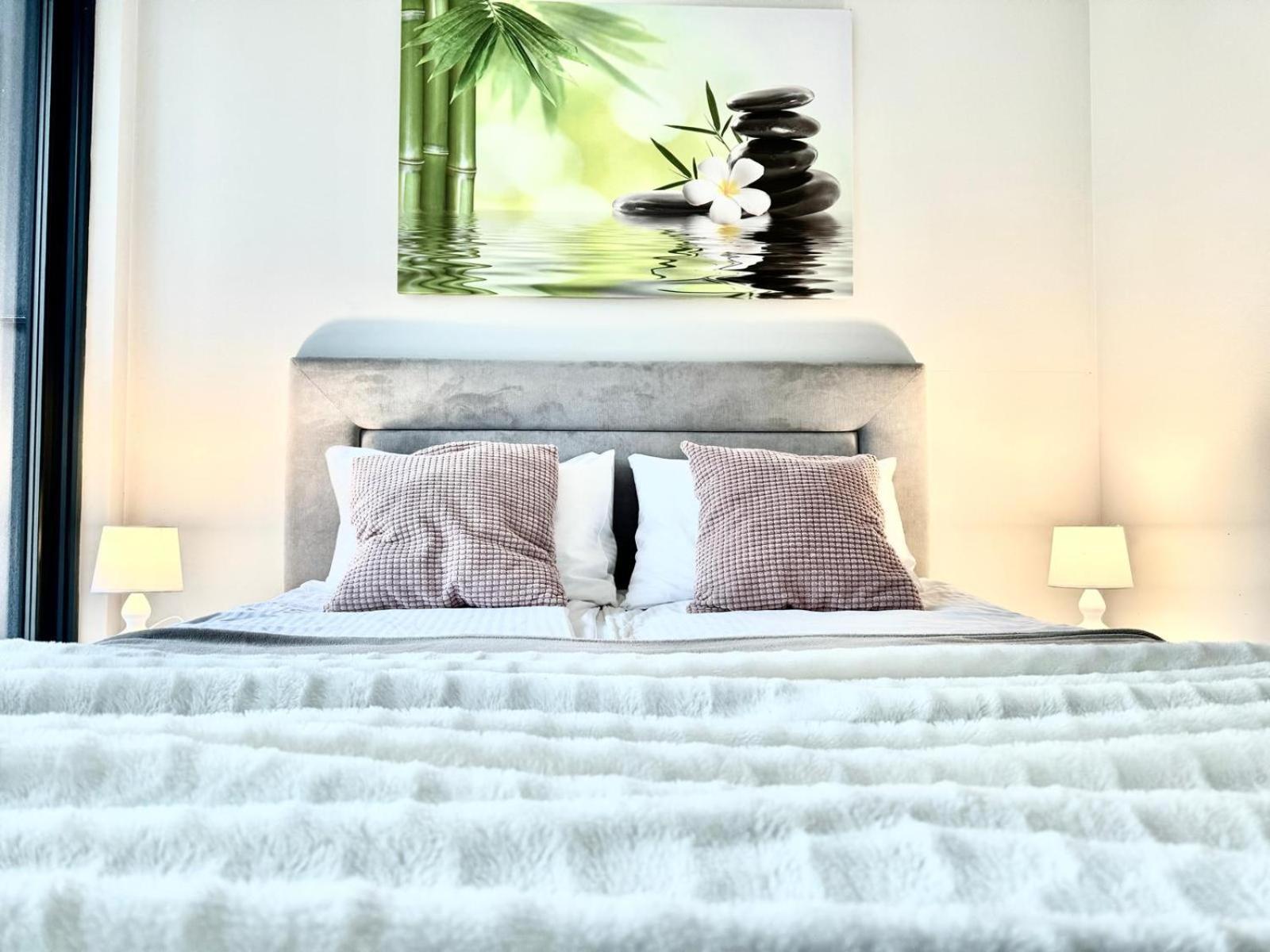 Prestige House Apartament - 2 Sypialnie Z Ogrodkiem I Basenem 포비에로보 외부 사진