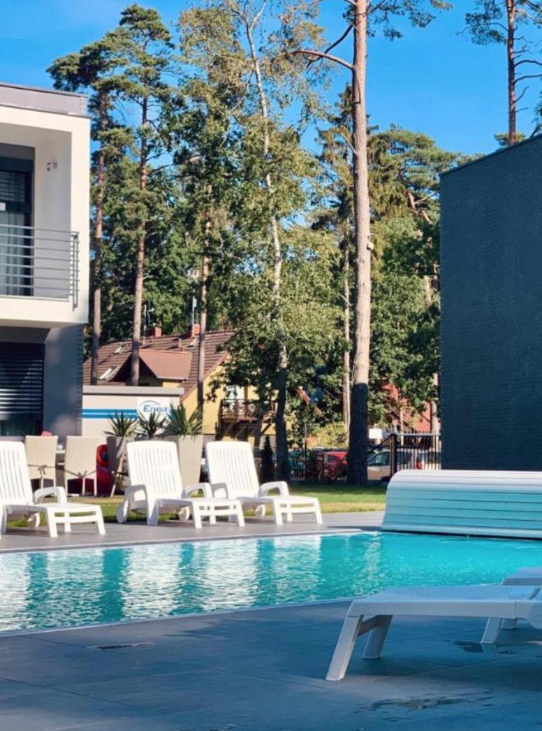 Prestige House Apartament - 2 Sypialnie Z Ogrodkiem I Basenem 포비에로보 외부 사진